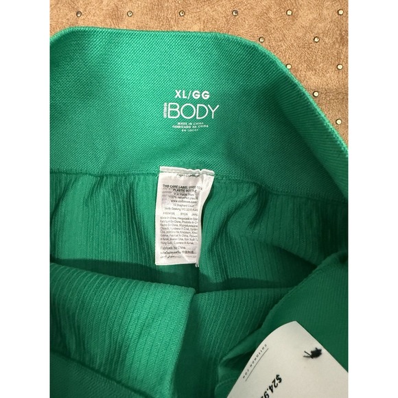 NWT! Lot of 2 Cotton On Body Women's Sz XL Ribbed Sports Bra And Short - Picture 4 of 6